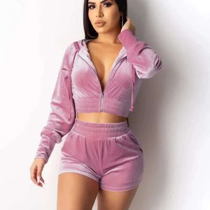 2024 Womens Tracksuits Velor Women Two Piece Set dragkedja Huvjacka Crop Top med shorts Passar Juicy Coutour Veet Set Outfits Kuggi886