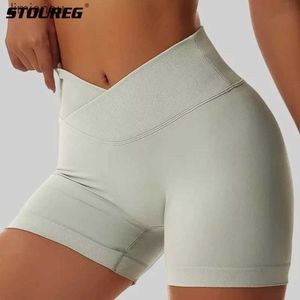 Pantaloncini da donna STOUREG Pantaloncini sportivi estivi con vita a V per yoga da donna Collant sportivi alla moda color pesca Triple Biker Allenamento Palestra Abbigliamento Pantaloncini senza cucitureC243128