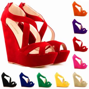 Sandaler Summer Sexig Cross Cutouts klänning Sandaler Solid Flock Women Peep Toe Wedges Sandal High Heels Platform Party Female Shoes Fashion