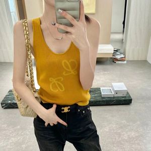 2024 Sommer Tank Top Rundhals Slim Fit Ärmelloses Tank Top Damen Enge Passform Designer Weste Mode Klassische Strickweste Loewe Top