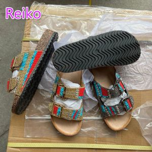 Botas Cork Slippers femininos de flagrante 2021 Estilo étnico clássico Sapatos femininos confortáveis ​​Polkadot Gemededed Sandals