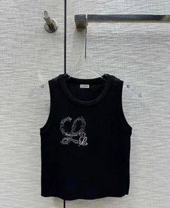 Bluzki damskie koszule designer loewees t shirt kobietę przycięty t zbiornik anagram zwykły bawełniany koszulka camis żeńskie koszulki haftowe dzianiny na sportowy top jogi