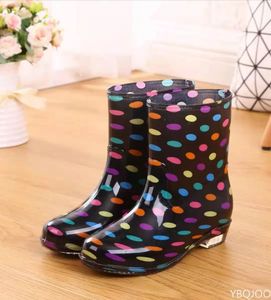Print Rain Boots Women Waterproof Work Shoes for Girls Non Slip Anti Skip PVC Water Shoes Rainboots Mid-Calf Botas 240309