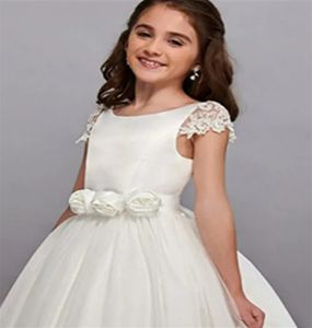 Decalque de tule de renda vestido de menina de menina de miçanga Crianças elegantes Primeira Princesa Eucaristia Festa de Aniversário 240401