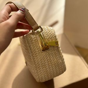 Crochet Raffia Shoulder Women's Bags Fashion Designer Straw Bags Light Material with a Summery Mood Sizes 20*19CM