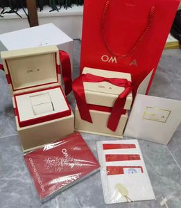 Designer Watch Boxes White Watch Box Top Quality Packaging Storage Display Falls Original Counter With Logo Certificate