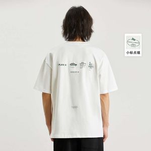 Yizhi Summer American 인쇄 소매 남자 패션 브랜드 티셔츠 2023 새로운 트렌드 짧은 티