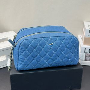 24c tragbare Frauen Designerin hoher Kapazität Denim Diamond -Gitterdekoration Doppelzip -Kontrastkontrast Farbfutter Make -up -Beutel Waschbeutel Handtasche Reisetasche 25x14 cm