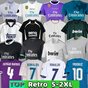 2017 2018 Retro Soccer Jerseys Real Madrids Finals Camisa de Futebol GUTI Benzema Seedorf CARLOS RONALDO KAKA 03 04 06 07 11 13 14 15 16 Zidane Beckham RAUL Vintage FIGO