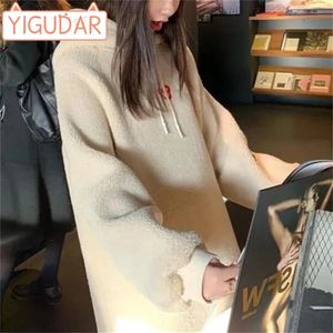 Gravida kvinnor koreanska lösa förtjockade varm imitation päls onepiece lång knä huva lammull tröja klänning mammor 240309