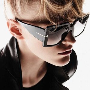 New Fashion Large Frame Sunglasses Trendy Womens Online T-shaped Metal Hinge