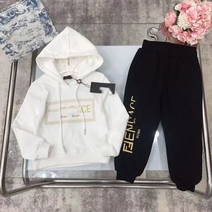 Designer nova moda roupas esportivas meninos e meninas conjunto de roupas primavera e outono roupas esportivas crianças estudantes hip hop roupas de rua lã crianças 100-160 x5