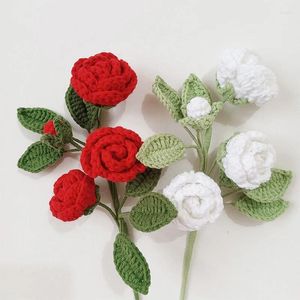 Decorative Flowers 1Pcs Handmade Woven Multi-headed Rose Bouquet Artificial Flower Ornament Hand Washable Wedding Party DIY Home Decor