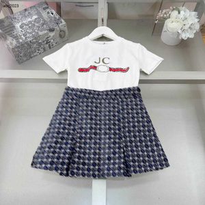 Classics Princess Dress Baby Tracks Size 90-160 CM Kids Designer Clothes Girls T Shirt och logotyp Tryckt blå kort kjol 24mar