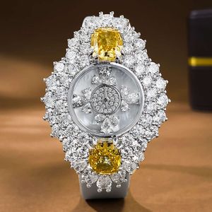 Designer-Armbanduhr für Damen, hochwertiger Luxus-Schmuck, heißer Verkauf, modische, elegante Uhr aus echtem Leder mit hohem Kohlenstoffgehalt und Diamanten in Gelb