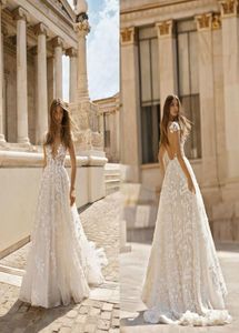 Berta Abiti da sposa country Boho Profondo scollo a V Applicazioni in pizzo Abito da sposa da spiaggia Bohemian Backless A Line Abiti da sposa Abiti D3566060