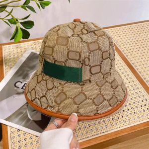 デザイナーの帽子hatsワイドブリムデザイナーバケツメンのための贅沢なキャップ