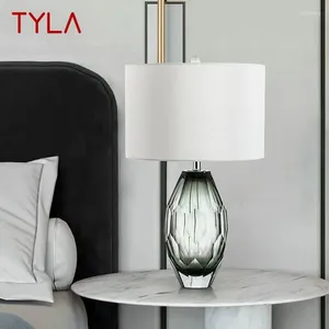 Lâmpadas de mesa TYLA Nordic Modern Glaze Lamp Fashion Art Iiving Room Quarto El LED Personalidade Originalidade Desk Light