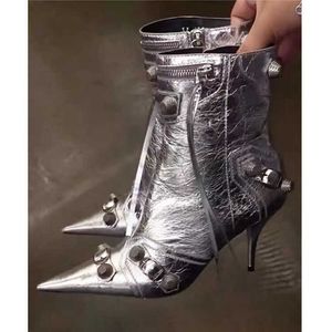 Icke-varumärken Botas de Cuero HBP Mujer Western Cowboy Style Rivet Studded Side Ankel High Heel Gold Silver Boots For Ladies