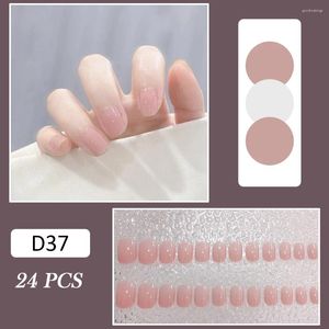 Fałszywe paznokcie różowe patyk na delikatnym krótkim fałszywym paznokciom czasu oszczędzania paznokci