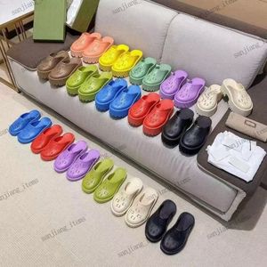 Pool Pillow Slide Mules Slippers Women designer Sandals Summer casual Flat room Comfort Mules Padded Front Strap cutout Easy-to-wear Slides floor platform Shoes