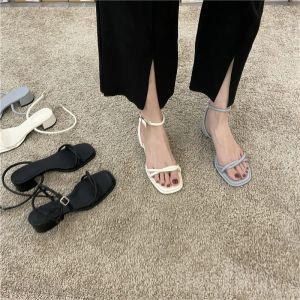 Тапочки прочитанные каблуки комфортная обувь для женщин сандалий ремни кроссшоты костюм женский бежевый 2022 лето открытая черная высокая мода