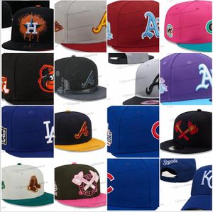 2024 33 colori Mens Basball Snapback Cappelli Sport Team Chicago Cappello Mens Nero Oro Rattoppato sul lato Hip Hop Sport Cappellini regolabili Chapeau Oc4-04