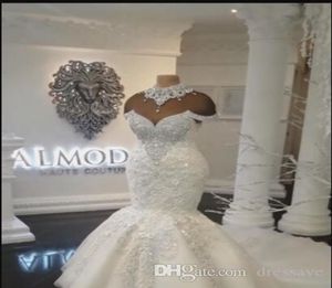 New Designer Luxury Dubai Arabo Sirena Abiti da sposa Plus Size Perline Cristalli Corte dei treni Abito da sposa Abiti da sposa Custom8896500