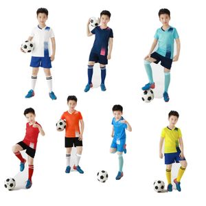 Anpassade uniformer DIY Soccer Shirts Adult Kid Jerseys Set Boys Football Training Suit Jersey 240320