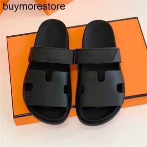 Luxury Chypres tofflor 7a äkta lädersandaler tofflor Hög Lady Leather Women Flops Summerk6a7