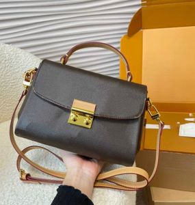 Designer väskor Kvinnor handväska messenger axelväska klaff rutig tofs handel mode satchel lady hobo väskor