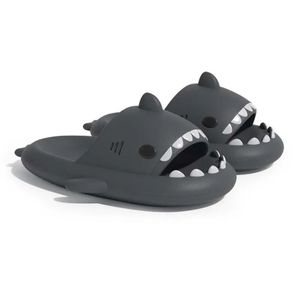Darmowa wysyłka Slajdów Shark Slowers sandałowe dla męskich sandałów ślizganie się pantoufle muły kobiety kapcie