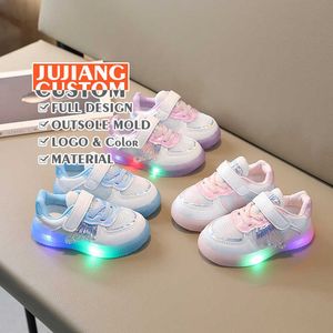 HBP icke-varumärke Nya modebarn Butterfly Crystal led lysande avslappnad andningsskor Babyflickor Sneakers Glödande barnskor