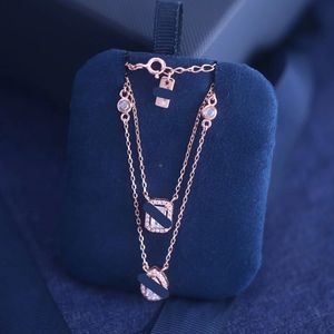 Designer Messik Series Pendant Neckor for Women S925 Silver 18K Rose Gold Geometric Diamond Slide Three Diamond Populära smycken Luxury Necklace Gift