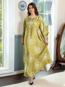 Etniska kläder Ramadan 2024 Party Dress for Women Muslim Abaya Beading Diamond Dubai Arabic Kaftans Robes Musulman Flowers Dresses Eid