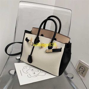 Сумки-тоут из натуральной кожи Bk Habdbags Beibei Shangpin 2024 Новые европейские и американские уличные съемки Классические контрастные платиновые сумки Сумки Hand с логотипом HBCXCE