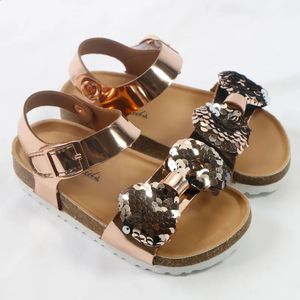 Yaz Kids Moda Çocuklar İçin Moda Çocuklar İçin Sandalet Bebek Bebek Nefes Alabilir Yay Ayakkabıları Glitter 240313