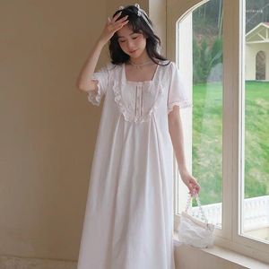 Kvinnors sömnkläder vintage bomulls nattklänningar för kvinnor prinsessa kort ärm broderi elegant nattlånga klänning