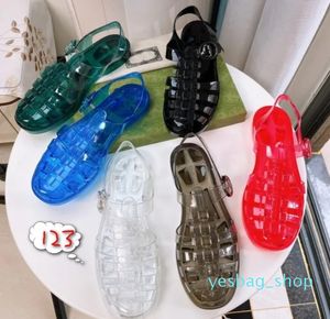 Men Luxury flat Sandals Summer Mens Women Slides Designer Rubber Loafers Beach footwear Fashion Metal Horsebit Sandals size 35-45 With Box
