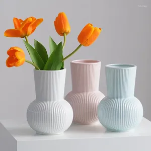 Vasen Nordic weiße Keramikvase mit getrockneter Blume Home Dekoration Tischplatte Blumenästhetik Mariage für Blumen