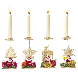 Candle Holders Christmas Candlestick Iron Art Snowflake gwiazda Santa Symulacja Pine Igle Base Podwójny uchwyt Centrum imprezowy