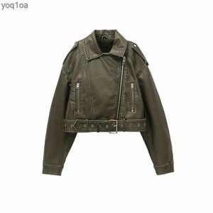 Kvinnors läder faux läder zvri 2023 kvinnor vintage lös pu faux läder kort jacka med bälte streetwear kvinnlig blixtlås retro moto cyklistrock outwear topsl2403