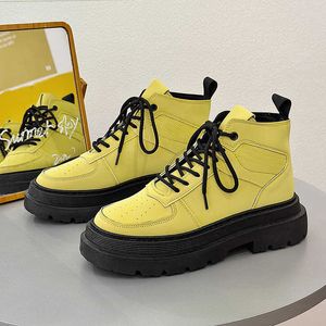 HBP Scarpe in pelle gialle dal design alla moda non nuovissime Scarpe resistenti all'usura Stivali da lavoro casual da uomo