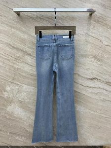 Women's Jeans 2024 Blue High-Waisted Flared Ounsers汎用性のあるスリムなズボン。