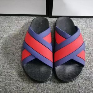 2024 NYA SOMMAR SLIPER TREND TILL BÄRA UTOMOR Fashion Flip-Flops Non-Slip Wear-Resistent Fashion Soft Sole Slippers