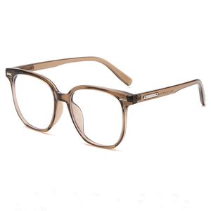 2024 TR90 Markendesign Sonnenbrillen Großhandel Lesesonnenbrille Frauen Männer Designer Lesesonnenbrille Mode Metall Übergroße Sonnenbrille Vintage weiblich UV400 21