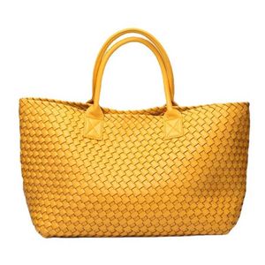 Axelväskor Nya kvinnors designer handväska stil olinerad mode öppen väska stor kapacitet vävd handväskor tote 240311