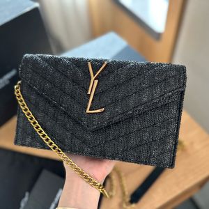 Topp berömda varumärkespåse lyxdesigner väskor guldkedja handväska totes woc crossbody handväska kvinnor klassiska flip axel väskor mode totes handväskor korthållare