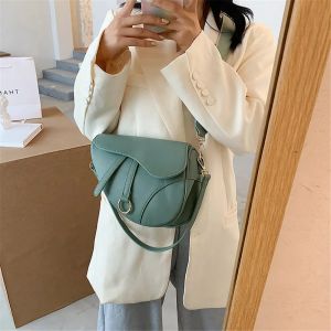 2024 New Luxurys Saddle Handbag Shoulder Bags Crossbody Top Quality Fashion Women Classic Leather Bag Clutch Totes Wallets Ladies Purse