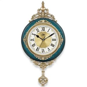 European Style Retro Wall Clock Watch Living Room Mute Pendulum Clock Elegant Taste Family Gift Art Decoration Rome Luxury G010 240318